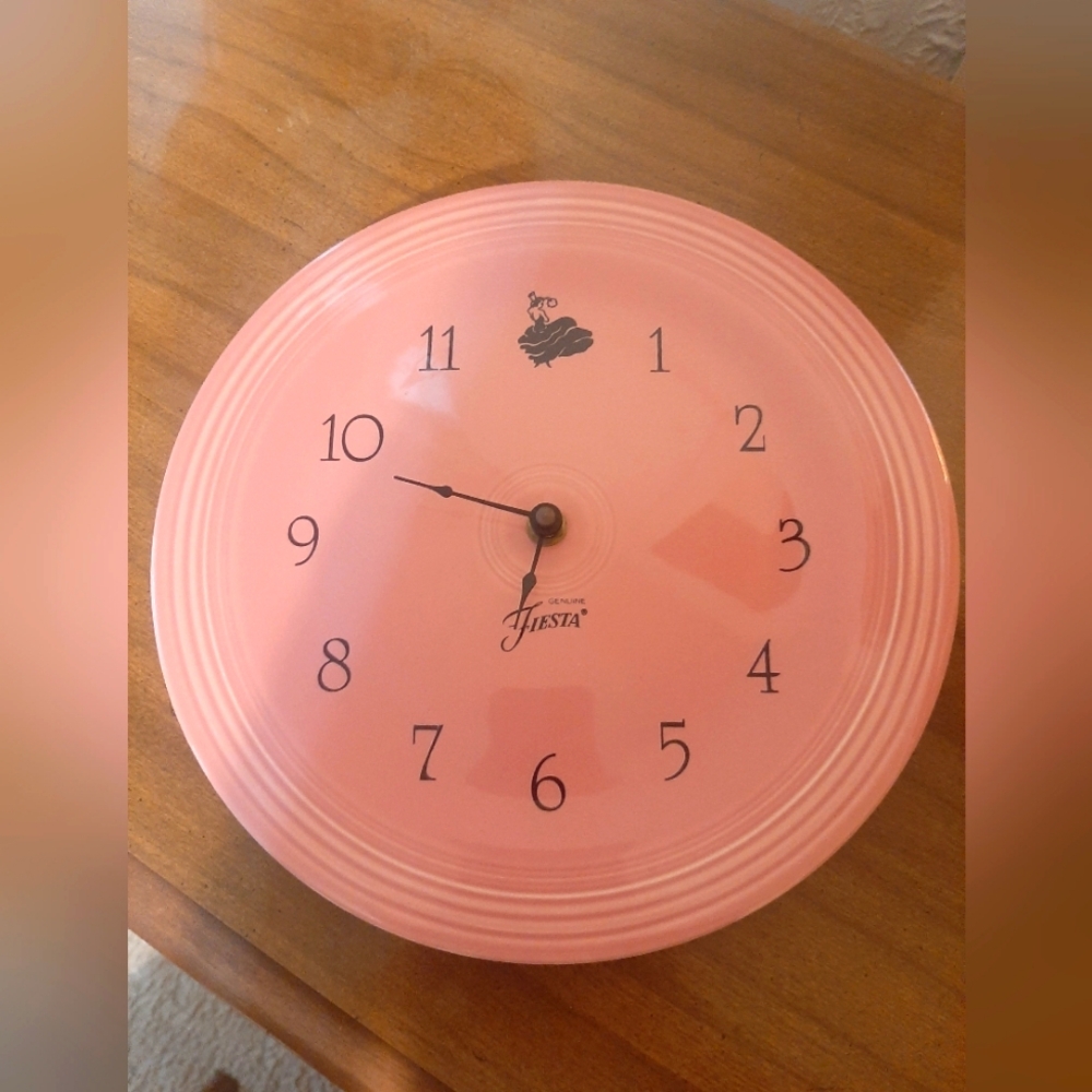 Fiestaware coral clock authentic fiestaware working condintion